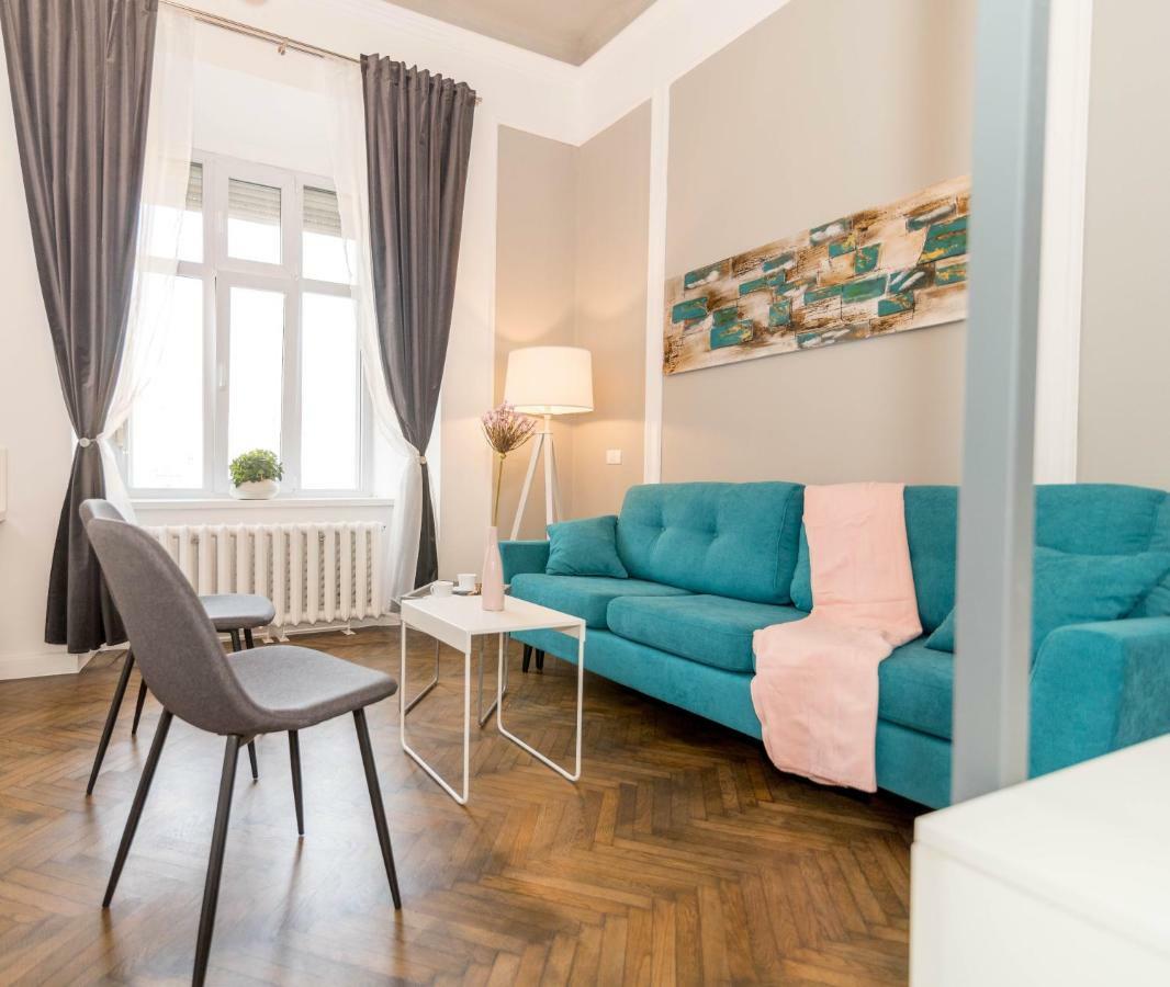 טימישוארה Central Premium Suites מראה חיצוני תמונה
